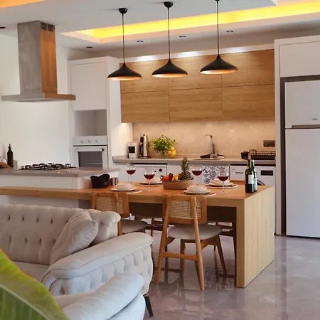 Fülfül Villa Adakoy