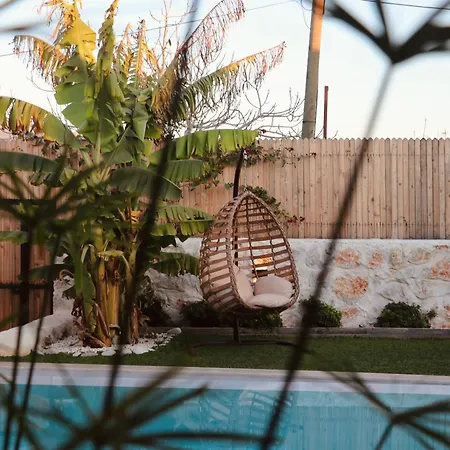 Willa Fuelfuel Adakoy